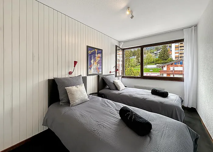 Instant And Golf Paradise - Montana アパート クラン